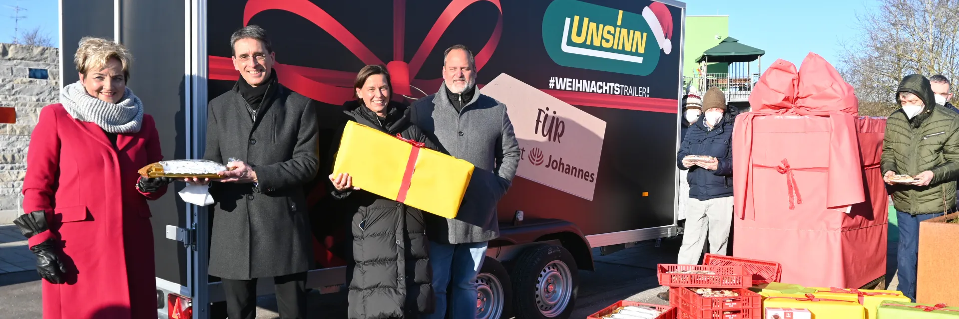 Übergabebild Weihnachten Stiftung St. Johannes