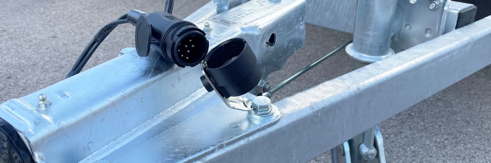 Blog_Steckerbelegung_Beleuchtung_PKW-Anhänger_web