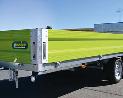 Bordwandprofil aus Aluminium 350 mm, UNSINN-Profil in Sonderfarbe (RAL) pulverbeschichtet,
Einfassungen Aluminium eloxiert, IL x IB 3660 x 2040 mm