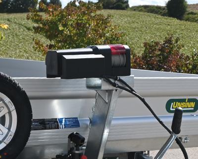 Elektroseilwinde mit Seilwindenbock