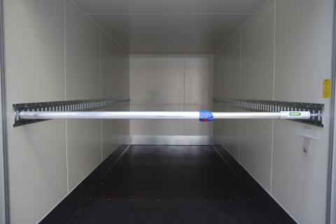 Sperrstange aus Aluminium für Einsatzbereich von 1350 bis 1850 mm, geeignet für Stäbchenzurrschiene und Schlitzankerschiene