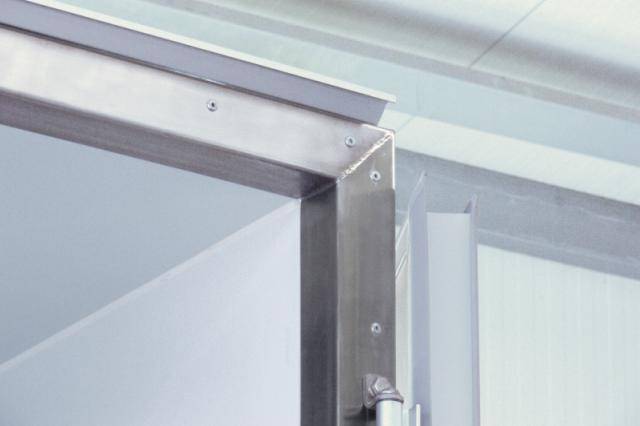 Kühlanhänger Türrahmen Edelstahl