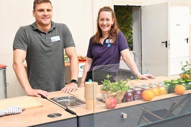 An der Smoothie- Bar gab es leckere und frisch zubereitete Fruchtsäfte.